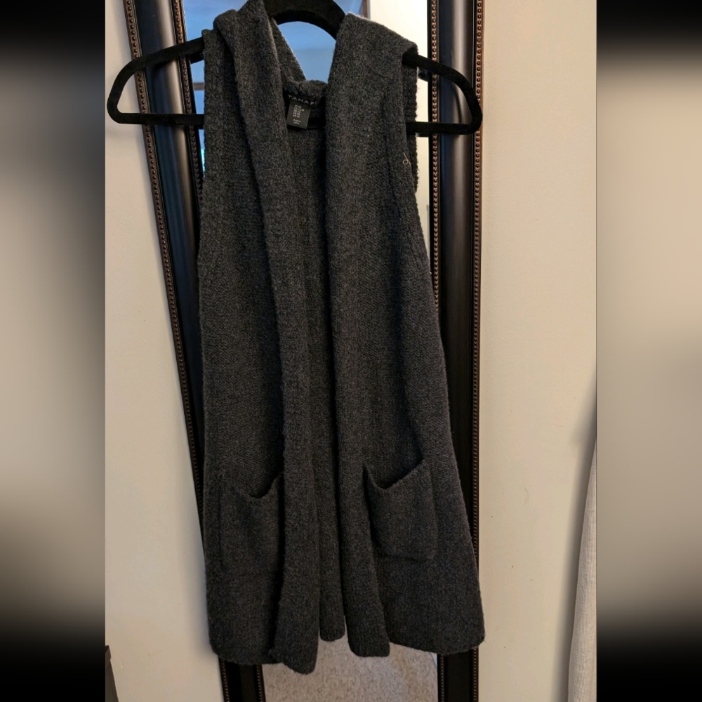 Tahari Sleeveless Cardigan Vest